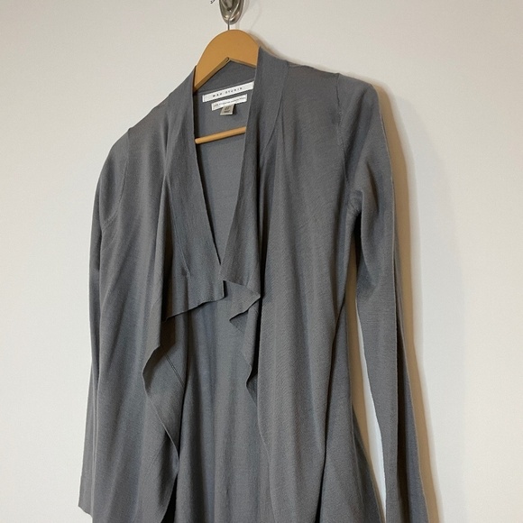 Max Studio 100% Extra Fine Merino Wool Sweater - Picture 2 of 9